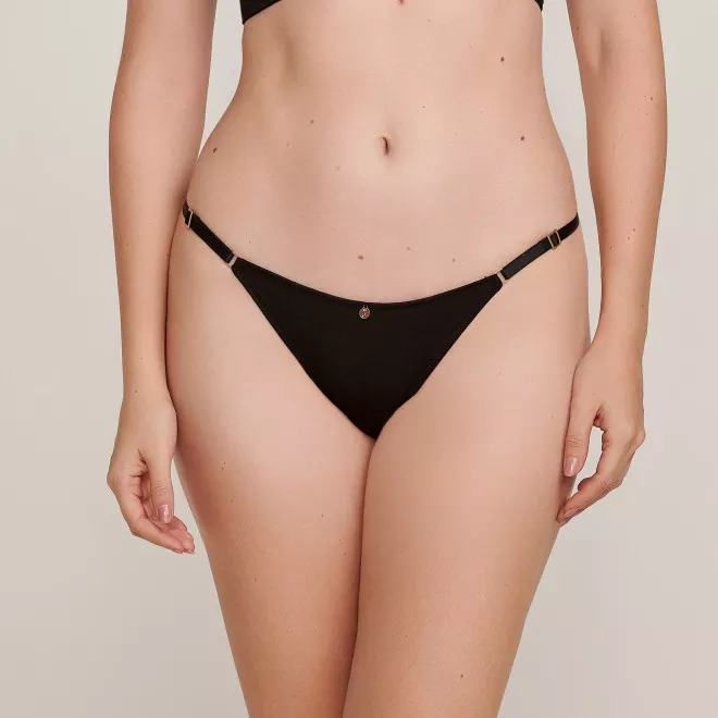 Calcinha String Em Viscose Vivi Preto