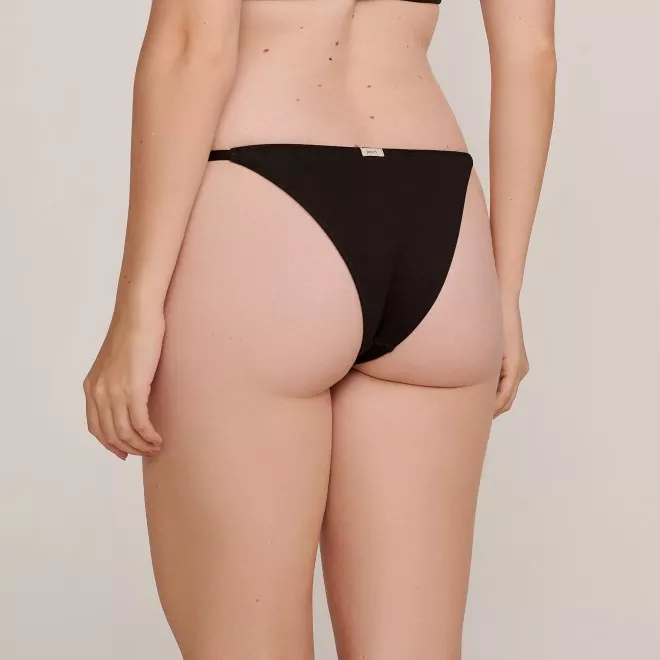Calcinha String Em Viscose Vivi Preto
