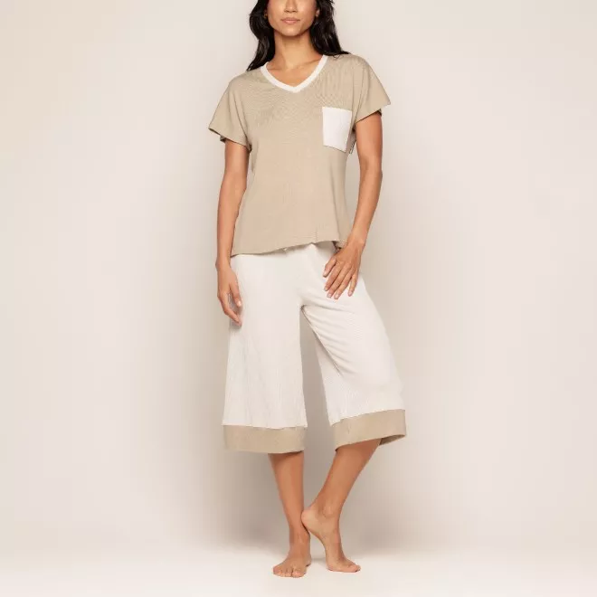 Pijama Curto Calça Pantacourt Em Viscose Versace