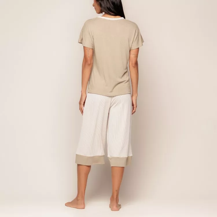 Pijama Curto Calça Pantacourt Em Viscose Versace