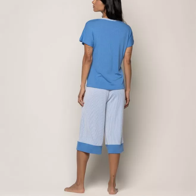 Pijama Curto Calça Pantacourt Em Viscose Versace
