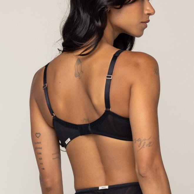 Sutiã Sem Bojo Push-Up Microfibra e Tule Mariah Preto