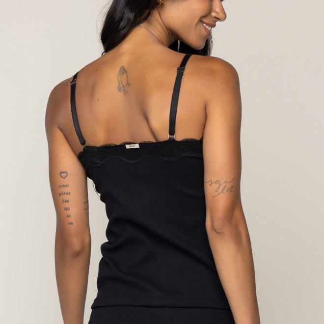 Camisete Confort em Ribana Canelada algodão Sustentável Preto