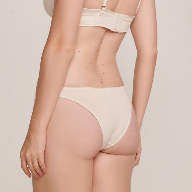 Calcinha Biquini Cavada Em Algodão Pima  OffWhite