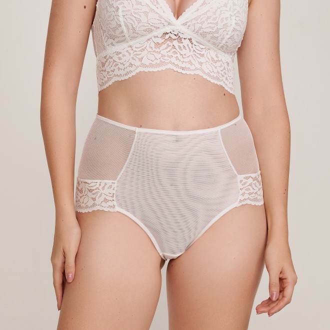 Calcinha Hot Pant renda   OffWhite